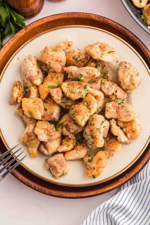 Garlic Butter Chicken Bites (Ready in 20 Minutes)