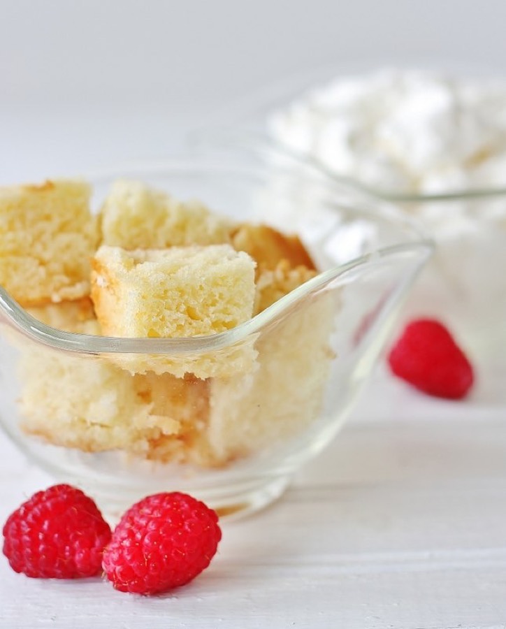 Mini Raspberry Trifle